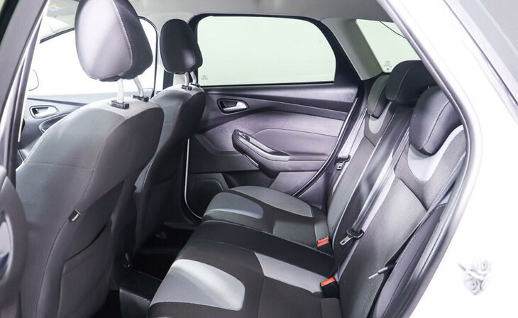 Ford Focus - Фото 14