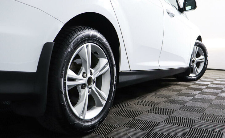 Ford Focus - Фото 15