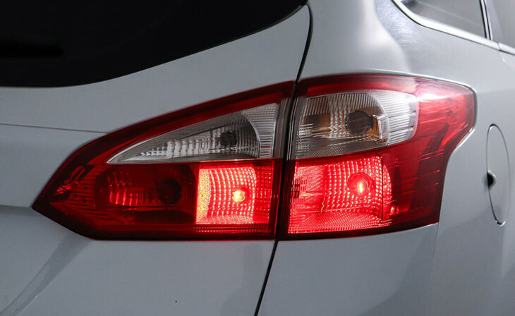 Ford Focus - Фото 6