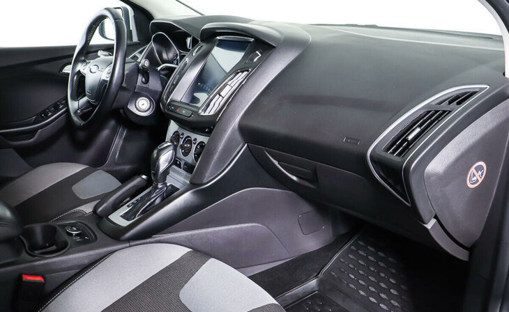 Ford Focus - Фото 7