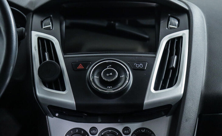 Ford Focus - Фото 9