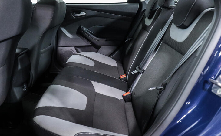 Ford Focus - Фото 11
