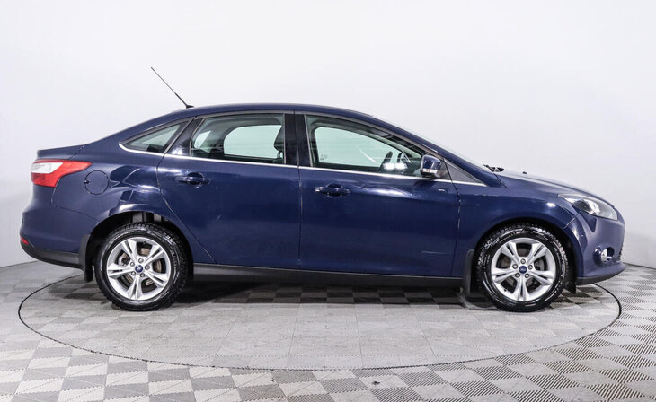 Ford Focus - Фото 3