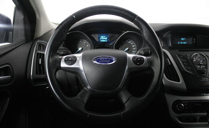 Ford Focus - Фото 7