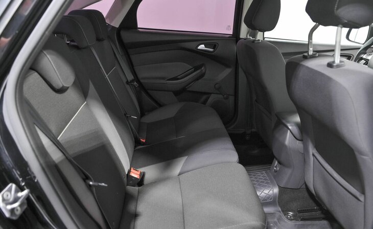 Ford Focus - Фото 11