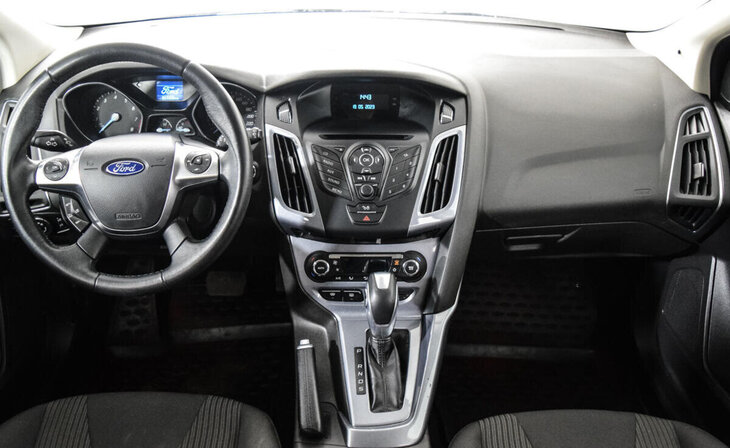 Ford Focus - Фото 5