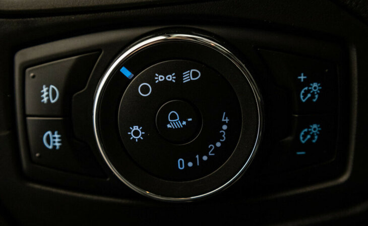 Ford Focus - Фото 9