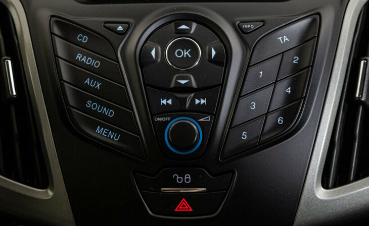 Ford Focus - Фото 7