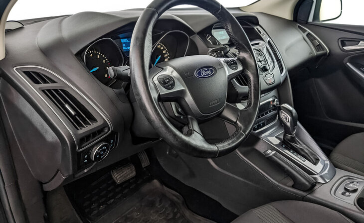 Ford Focus - Фото 14