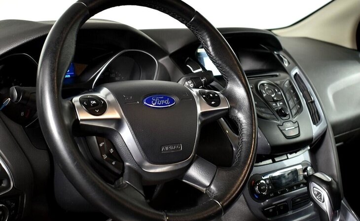 Ford Focus - Фото 9