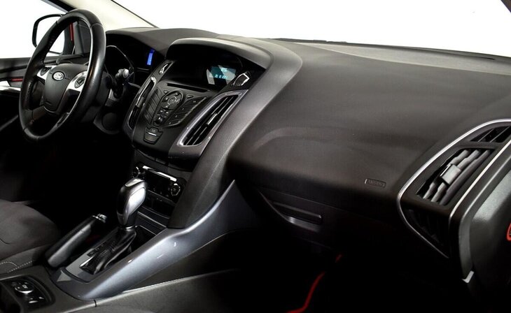 Ford Focus - Фото 7