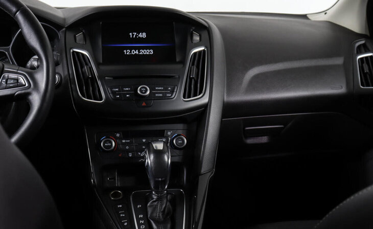 Ford Focus - Фото 13
