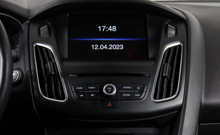 Ford Focus - Фото 14