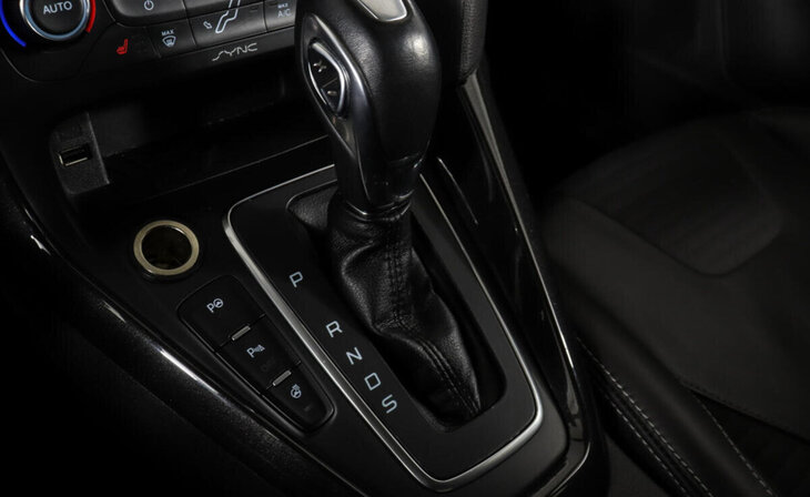 Ford Focus - Фото 16