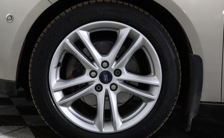 Ford Focus - Фото 6