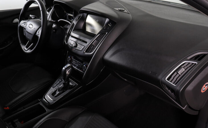 Ford Focus - Фото 7