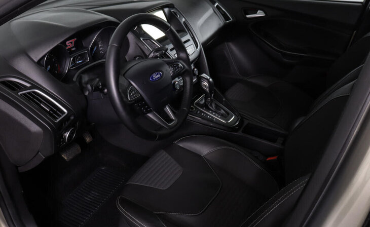 Ford Focus - Фото 8