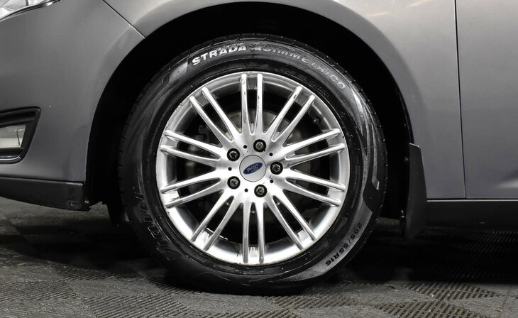 Ford Focus - Фото 8