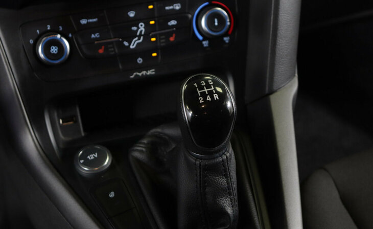 Ford Focus - Фото 13