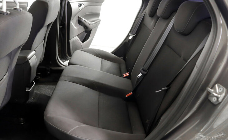 Ford Focus - Фото 14