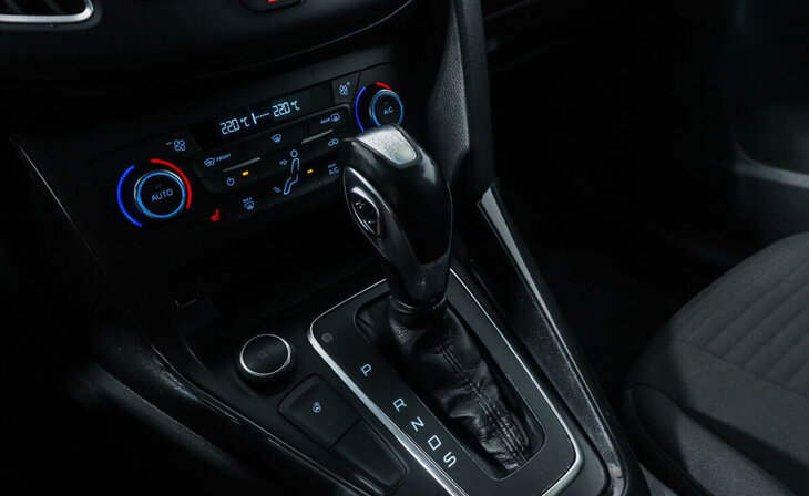 Ford Focus - Фото 8