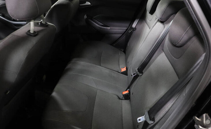 Ford Focus - Фото 11