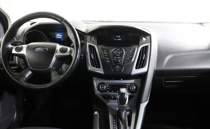 Ford Focus - Фото 7
