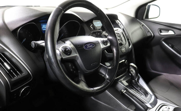 Ford Focus - Фото 8