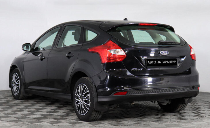 Ford Focus - Фото 2