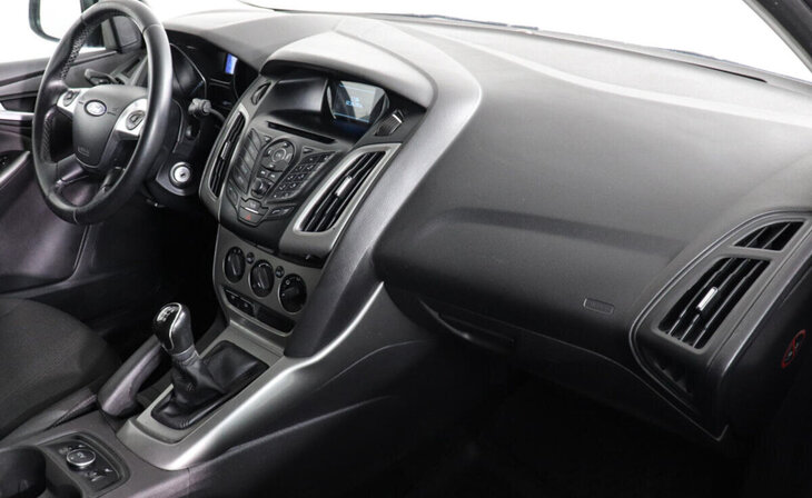 Ford Focus - Фото 4