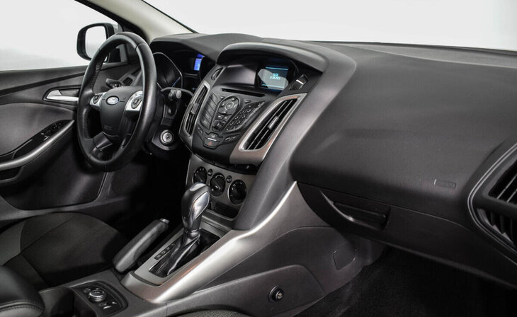 Ford Focus - Фото 4