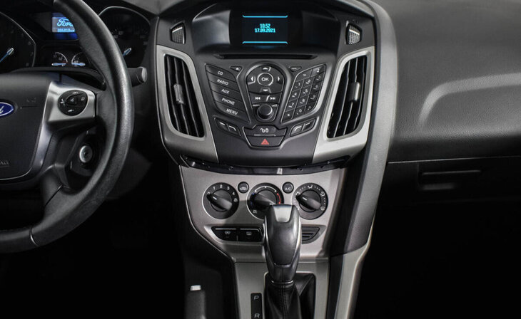 Ford Focus - Фото 6
