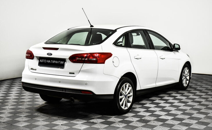 Ford Focus - Фото 2