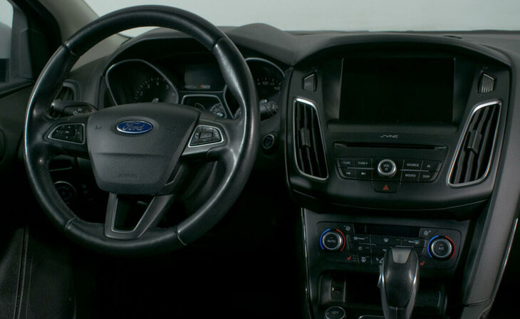 Ford Focus - Фото 7