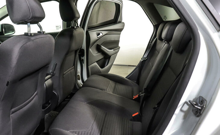 Ford Focus - Фото 13