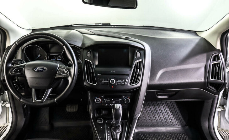 Ford Focus - Фото 7