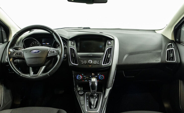 Ford Focus - Фото 5