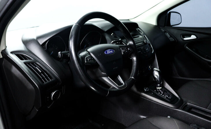 Ford Focus - Фото 9