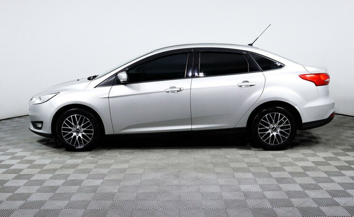 Ford Focus - Фото 2