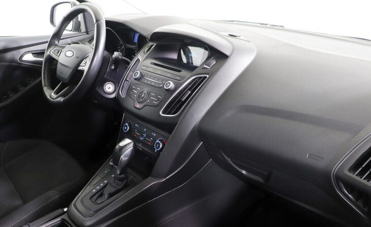 Ford Focus - Фото 4