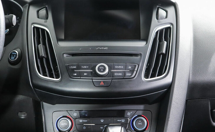 Ford Focus - Фото 9