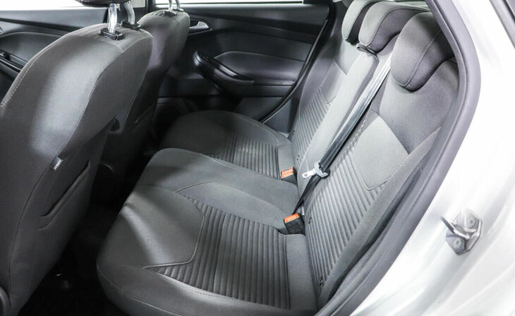 Ford Focus - Фото 11