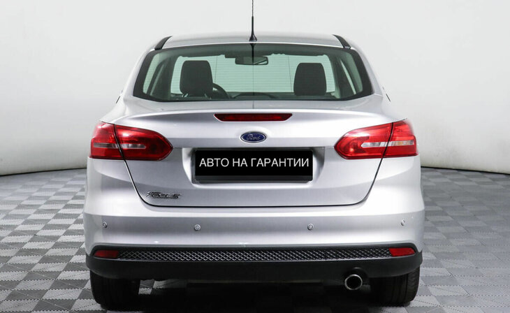 Ford Focus - Фото 5
