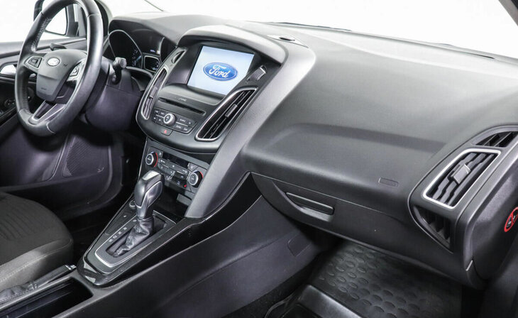 Ford Focus - Фото 6