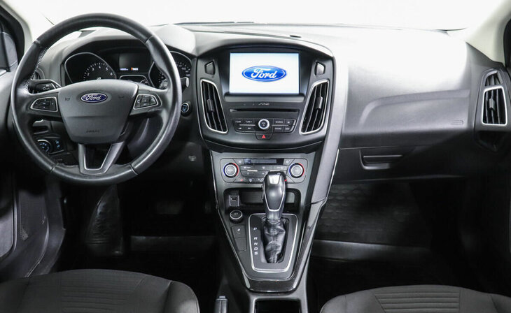 Ford Focus - Фото 7