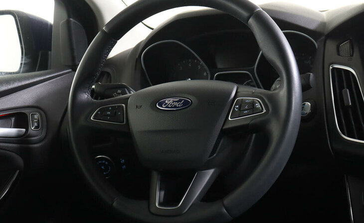 Ford Focus - Фото 12