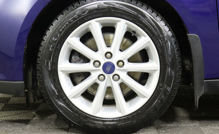 Ford Focus - Фото 8