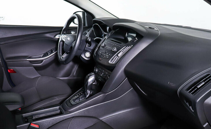 Ford Focus - Фото 9