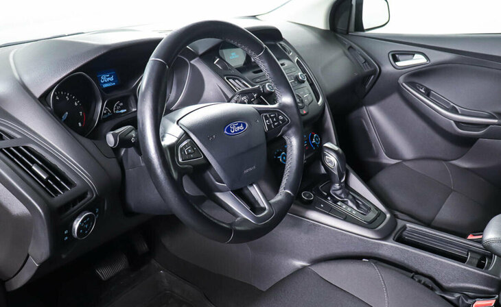 Ford Focus - Фото 11