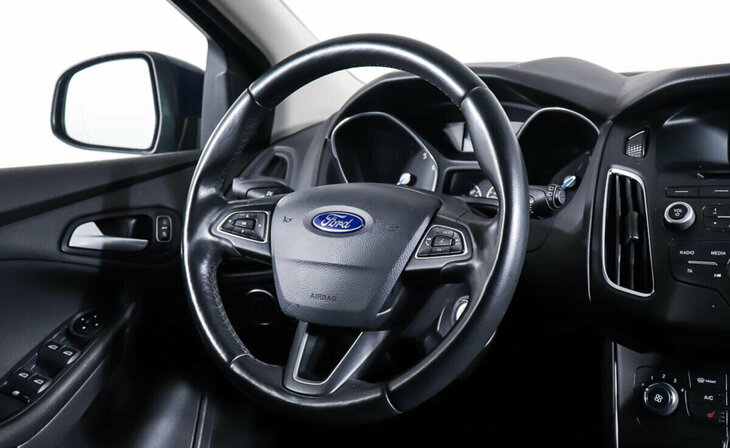 Ford Focus - Фото 12